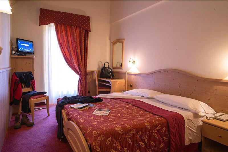 Beverly Alps Hotel & Spa Pinzolo Zewnętrze zdjęcie