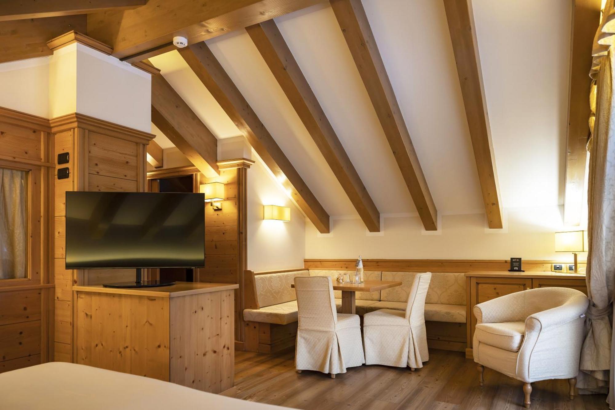 Beverly Alps Hotel & Spa Pinzolo Pokój zdjęcie